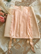 Load image into Gallery viewer, 1940’s Vintage deadstock girdle by Gossard
