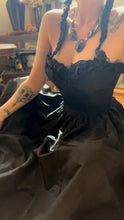 Load image into Gallery viewer, Darling 1970’s Vintage Black Taffeta Strapless Gunne Sax Dress
