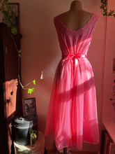 Load image into Gallery viewer, 1950’s Vintage Pink Chiffon Peignoir Nightgown and Robe Set by Vanity Fair