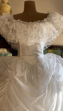 Load image into Gallery viewer, Baroque Fairytale 1980’s Vintage White Organza Jessica McClintock Bridal Gunne Sax Wedding Gown
