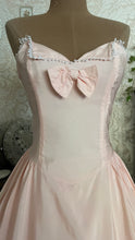 Load image into Gallery viewer, Beautiful 1980’s Vintage Pink Lace and Taffeta Strapless Dream Dress
