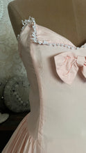 Load image into Gallery viewer, Beautiful 1980’s Vintage Pink Lace and Taffeta Strapless Dream Dress
