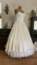Load image into Gallery viewer, Sweetheart 1980’s Vintage White Satin and White Lace Dream Dress
