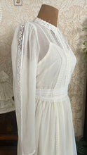Load image into Gallery viewer, Darling 1970&#39;s vintage Gunne Sax dress and underslip set
