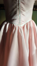 Load image into Gallery viewer, Fairytale 1980’s Vintage Pink Taffeta Puff Sleeve Gunne Sax Dress
