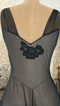 Load image into Gallery viewer, Rare 1950’s Vintage Black and Peach Chiffon Vanity Fair Peignoir Nightgown 32
