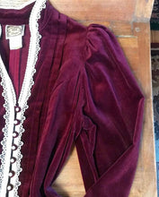 Load image into Gallery viewer, Beautiful 1970’s Vintage Burgundy Wine Velveteen Gunne Sax Midi Dress
