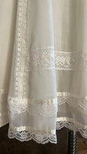 Load image into Gallery viewer, Darling 1970&#39;s vintage Gunne Sax dress and underslip set

