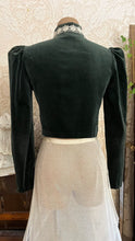 Load image into Gallery viewer, Fantastic Dark Sage Green Velveteen Cropped Gunne Sax Jacket
