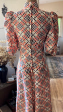 Load image into Gallery viewer, Handmade Vintage Houndstooth Plaid Print Maxi Dress
