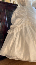 Load image into Gallery viewer, Baroque Fairytale 1980’s Vintage White Organza Jessica McClintock Bridal Gunne Sax Wedding Gown
