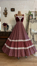 Load image into Gallery viewer, Perfect 1970’s Vintage Red Calico and velveteen Gunne Sax Maxi Sundress
