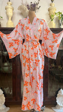 Load image into Gallery viewer, Y2K 1990’s Vintage Floral Rayon Kimono Robe Dressing Gown

