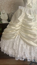Load image into Gallery viewer, Perfect Cupcake 1970&#39;s Vintage Ivory Satin and White Lace Gown
