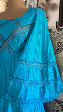 Load image into Gallery viewer, Beautiful 1970's vintage Bright Turquoise Blue Cotton and lace Mexican dress
