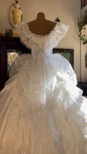 Load image into Gallery viewer, Baroque Fairytale 1980’s Vintage White Organza Jessica McClintock Bridal Gunne Sax Wedding Gown
