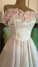 Load image into Gallery viewer, Perfect Beauty 1980&#39;s vintage Pale Pink Swiss Dot Gunne Sax gown

