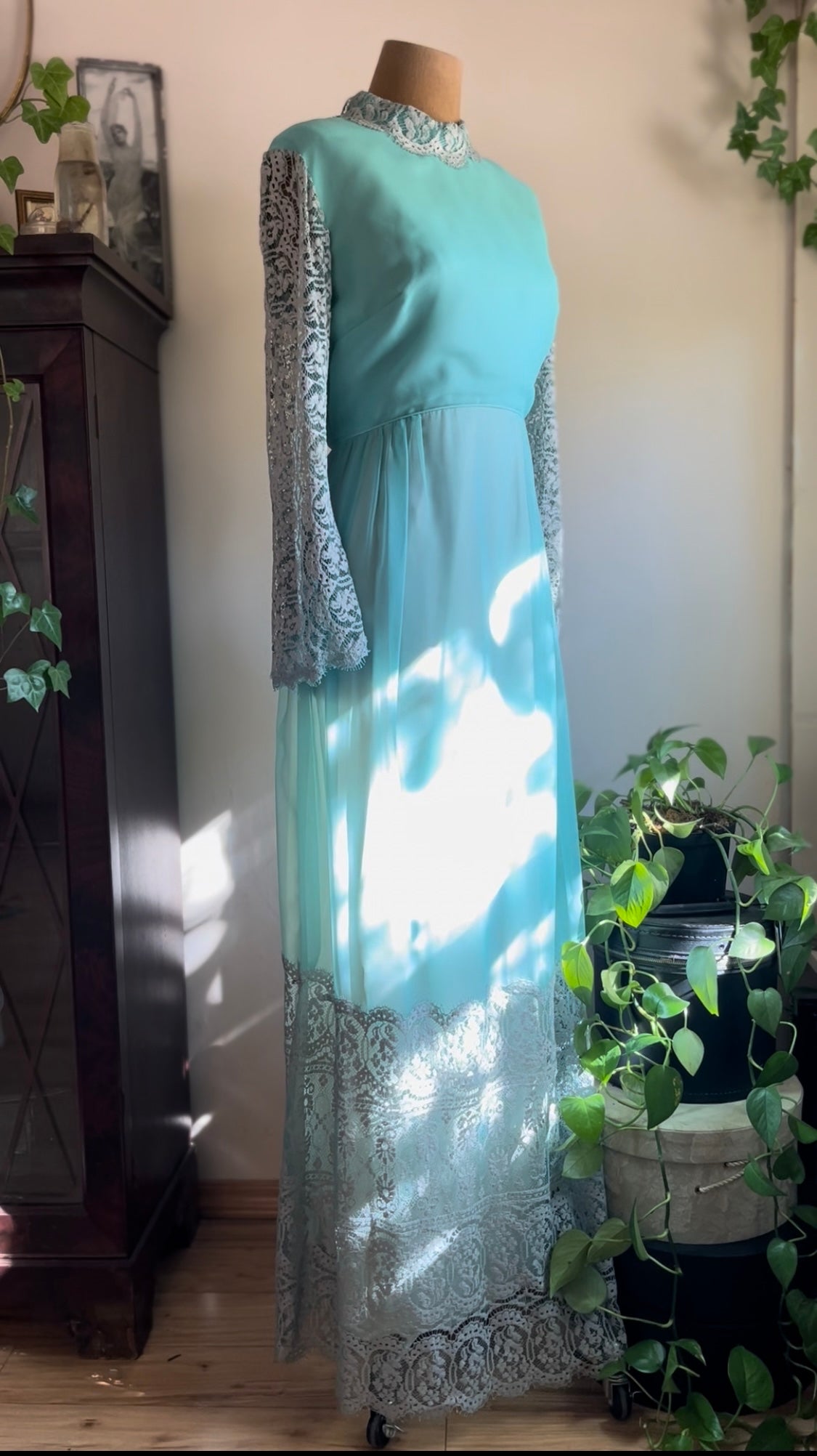 1960's Vintage Aqua Blue Chiffon and Lace Dress by Miss Elliette of Ca –  Strange Vintage