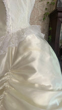 Load image into Gallery viewer, Perfect Cupcake 1970&#39;s Vintage Ivory Satin and White Lace Gown
