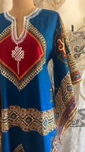 Load image into Gallery viewer, Outrageous 1970’s Vintage Angel Sleeve Infinity Knot Dashiki Print Caftan Kaftan Dress
