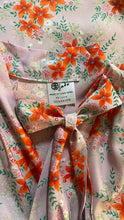 Load image into Gallery viewer, Y2K 1990’s Vintage Floral Rayon Kimono Robe Dressing Gown
