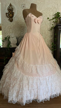 Load image into Gallery viewer, Beautiful 1980’s Vintage Pink Lace and Taffeta Strapless Dream Dress
