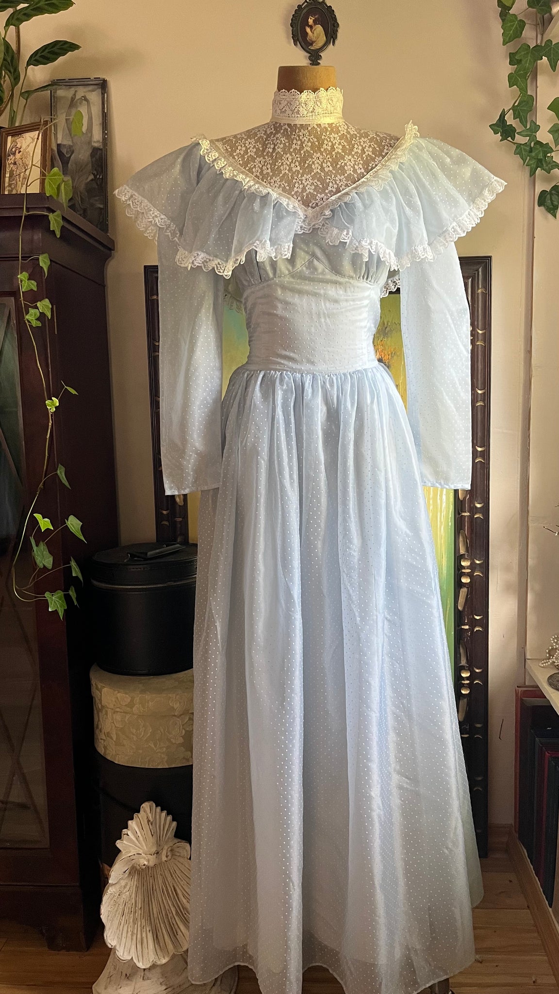 vintage jessica mcclintock wedding dresses 90s dress bridal prom | Hunca Munca Vintage - Chicago, IL 1980's Vintage Powder Blue Swiss