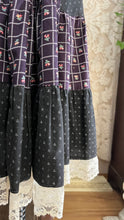 Load image into Gallery viewer, 1970’s Vintage Black Calico Side Tie Gunne Sax Dress
