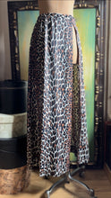 Load image into Gallery viewer, 1973 Vintage Vanity Fair Leopard Print Beach Cover up Skirt
