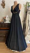 Load image into Gallery viewer, Sultry 1980’s vintage Black Olga nightgown small
