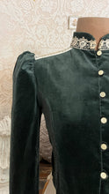 Load image into Gallery viewer, Fantastic Dark Sage Green Velveteen Cropped Gunne Sax Jacket
