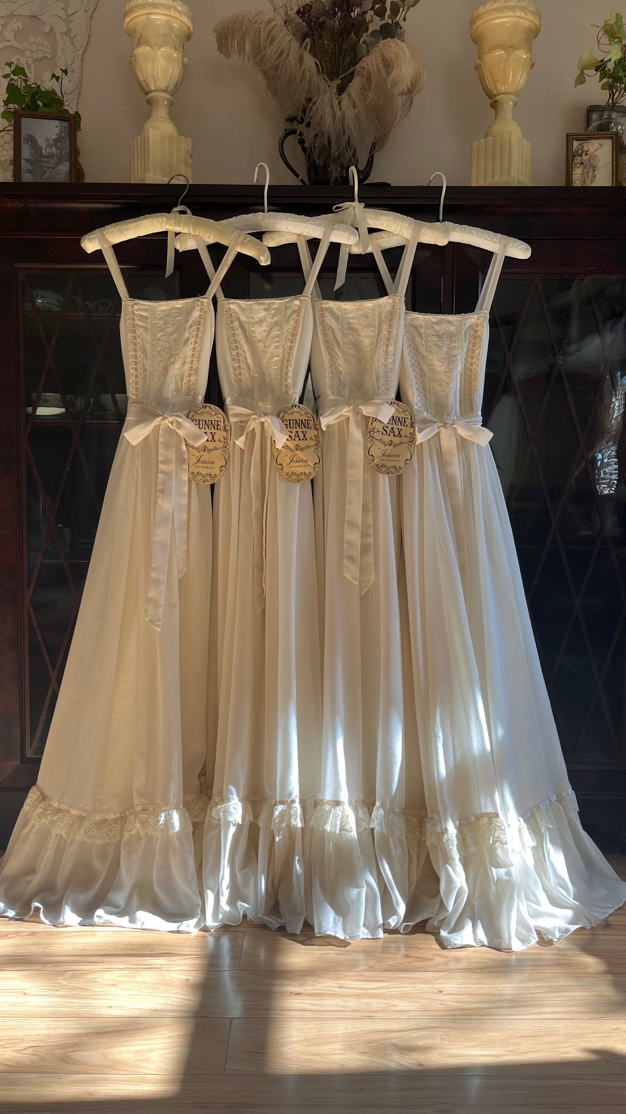Vintage Bridal – Strange Vintage