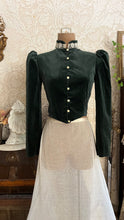 Load image into Gallery viewer, Fantastic Dark Sage Green Velveteen Cropped Gunne Sax Jacket
