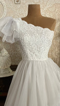 Load image into Gallery viewer, 1950’s Vintage One Shoulder Ruffled White Chiffon Gown by Mike Benet Formals
