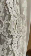 Load image into Gallery viewer, Pretty 1950’s 1960s White Alencon Lace Peignoir Robe

