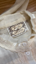 Load image into Gallery viewer, Authentic 1970&#39;s vintage cream Gunne Sax blouse

