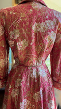 Load image into Gallery viewer, Incredible 1940’s Vintage Quilted Dressing Gown by Saybury
