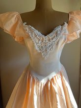 Load image into Gallery viewer, 1980’s Vintage Peach Taffeta Gunne Sax Midi Dress
