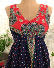 Load image into Gallery viewer, Amazing 1970&#39;s vintage paisley print dress by Denise are There
