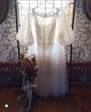 Load image into Gallery viewer, 1950’s Vintage White Chiffon Vanity Fair Peignoir Set
