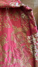 Load image into Gallery viewer, Incredible 1940’s Vintage Quilted Dressing Gown by Saybury
