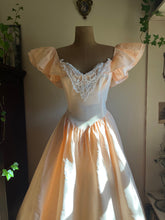 Load image into Gallery viewer, 1980’s Vintage Peach Taffeta Gunne Sax Midi Dress
