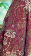 Load image into Gallery viewer, Incredible 1940’s Vintage Quilted Dressing Gown by Saybury
