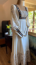 Load image into Gallery viewer, Beautiful 1970’s vintage Rose Trim Milkmaid Gunne Sax dress

