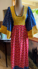 Load image into Gallery viewer, 1970’s Vintage Calico Kimono Sleeve Dress by Young Innocent
