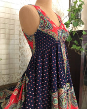 Load image into Gallery viewer, Amazing 1970&#39;s vintage paisley print dress by Denise are There
