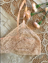 Load image into Gallery viewer, Incredible 1920’s 1930’s lace bralette
