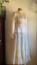 Load image into Gallery viewer, Authentic 1970&#39;s vintage Satin Gunne Sax blouse
