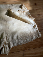 Load image into Gallery viewer, 1930’s Vintage Ivory Silk and Lace Tap Panties
