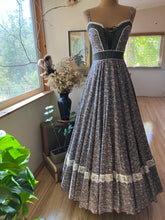 Load image into Gallery viewer, Authentic 1970’s Vintage Garden Floral Calico Gunne Sax Maxi Sundress
